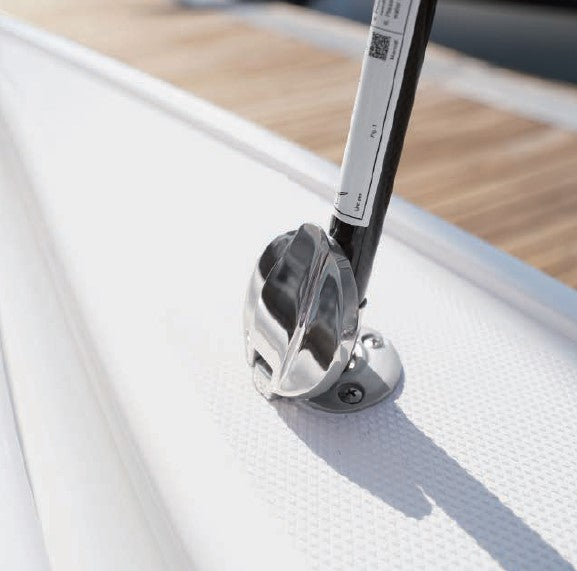 Marine Town® Sunshade Socket W/Cap for FirePole™